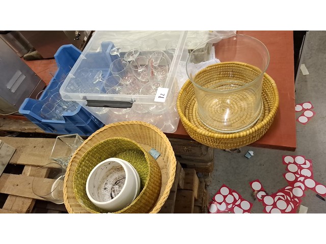 Lot glazen en diversen - afbeelding 1 van  1