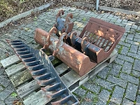 Lot graafbakken - afbeelding 4 van  10