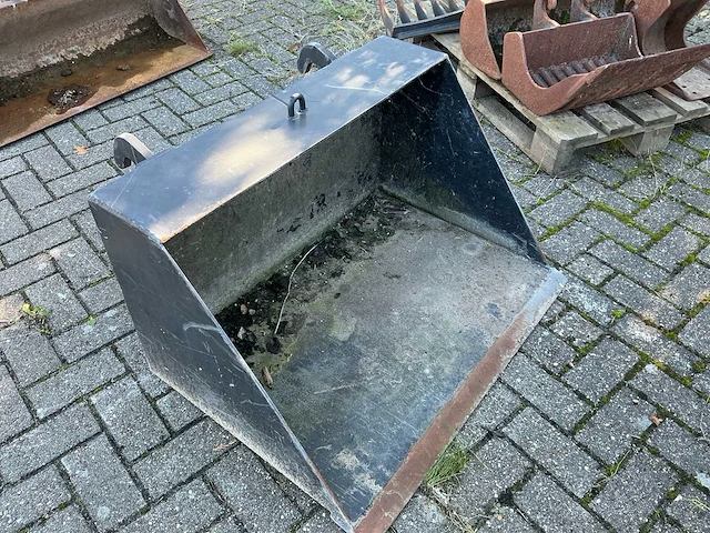 Lot graafbakken - afbeelding 6 van  10