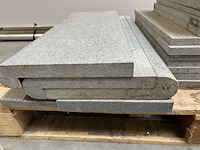 Lot graniet tegels - traptrede - zwembadboord - afbeelding 3 van  6