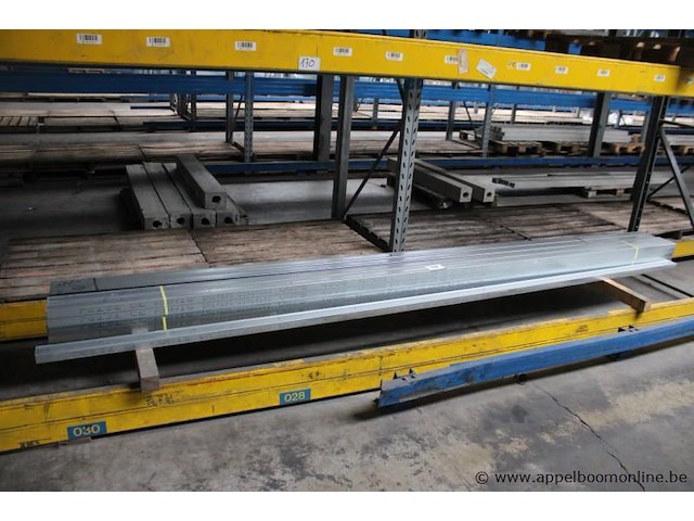 Lot gyprocprofielen - afbeelding 1 van  2