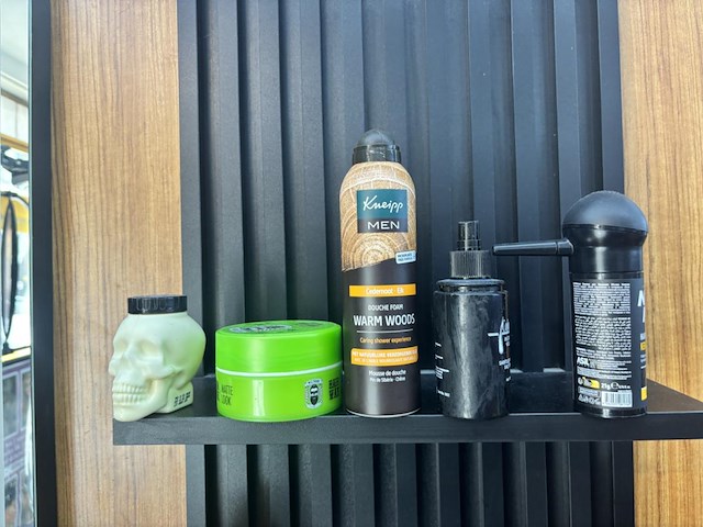 Lot haarproducten - afbeelding 6 van  17