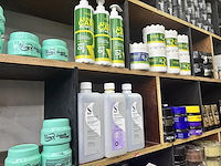 Lot haarproducten - afbeelding 13 van  17