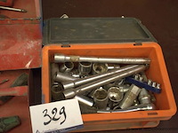 Lot handgereedschap wo dopsleutelset - afbeelding 2 van  3