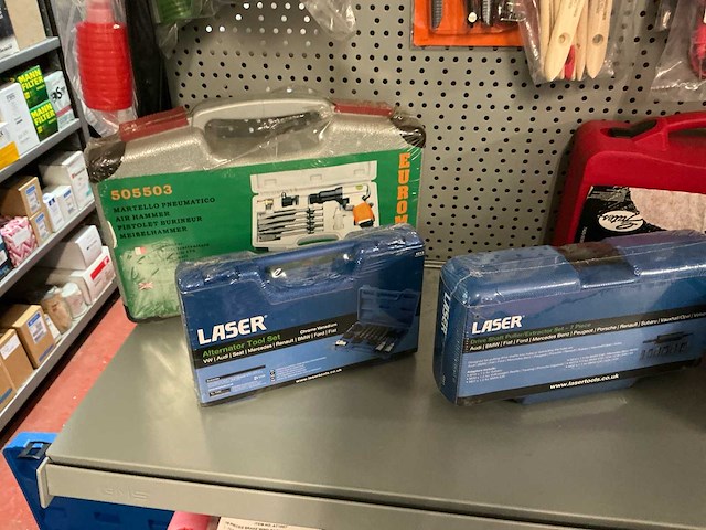 Lot handgereedschap - afbeelding 5 van  5