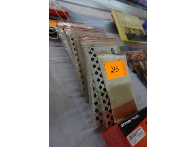 Lot handwarmers en kniebanden(s) - afbeelding 3 van  3