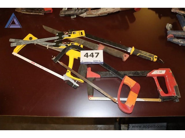 Lot handzagen - stanley - diverse maten lot ijzerzagen - diverse maten - afbeelding 1 van  1