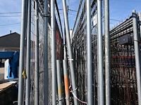 Lot herashekken met houder - afbeelding 2 van  4