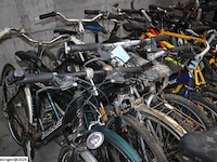 Lot herenfietsen en mountainfbikes - afbeelding 4 van  7
