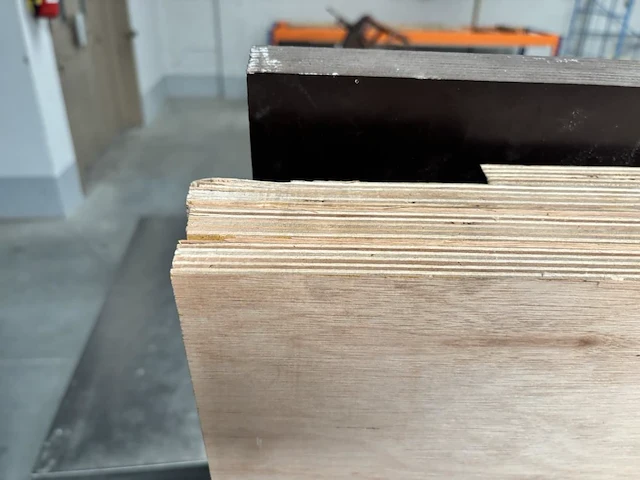 Lot hout incl kar - afbeelding 2 van  4