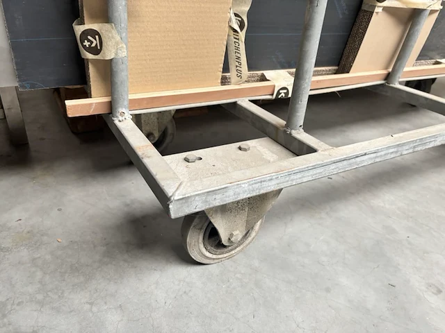 Lot hout incl kar - afbeelding 4 van  4