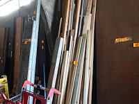 Lot hout - afbeelding 1 van  3