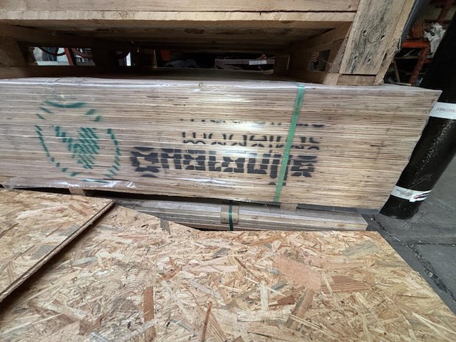 Lot hout - afbeelding 3 van  13