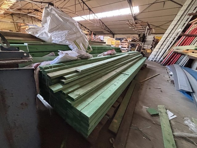 Lot hout - afbeelding 8 van  13