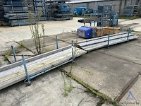 Lot houten balken