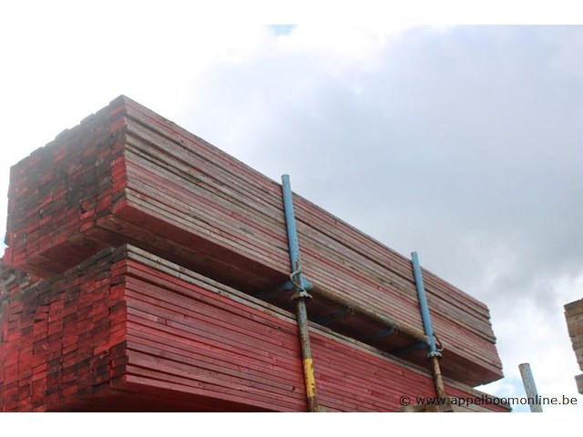 Lot houten planken lengte 400 cm - afbeelding 1 van  1