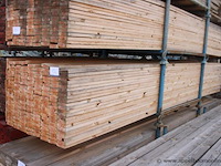 Lot houten planken lengte 450 cm - afbeelding 1 van  2