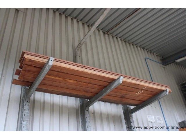 Lot houten planken - afbeelding 1 van  1
