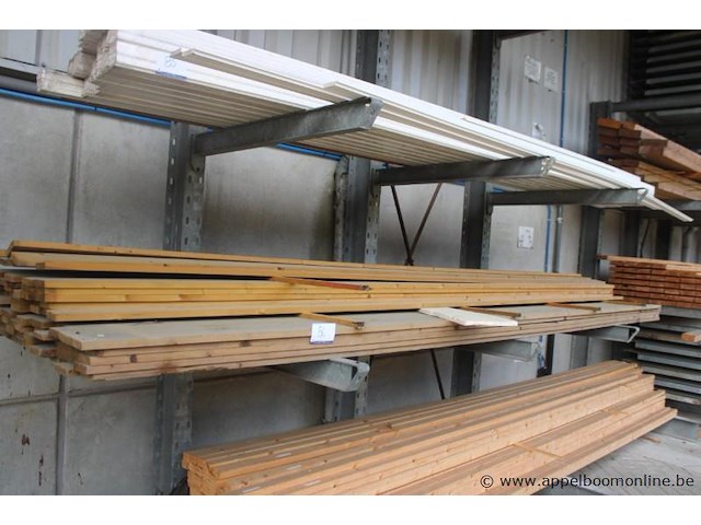 Lot houten planken - afbeelding 1 van  1