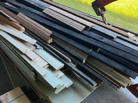 Lot houten planken - afbeelding 2 van  2