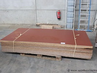 Lot houtvezelplaat - afbeelding 1 van  2