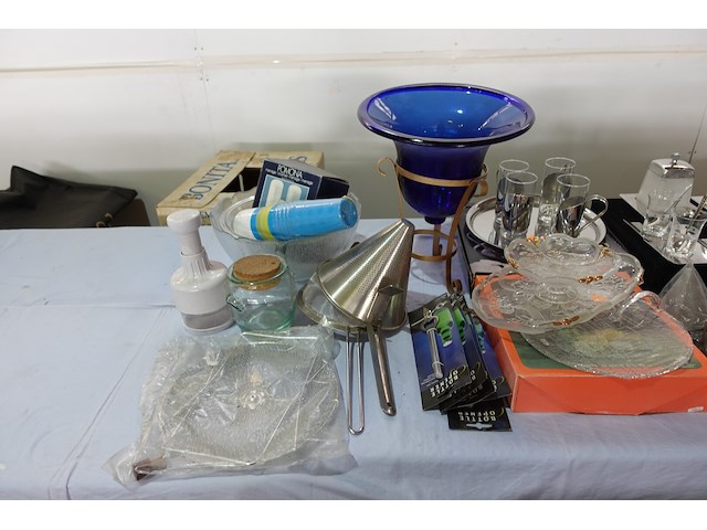 Lot huishoud en deco - afbeelding 2 van  8