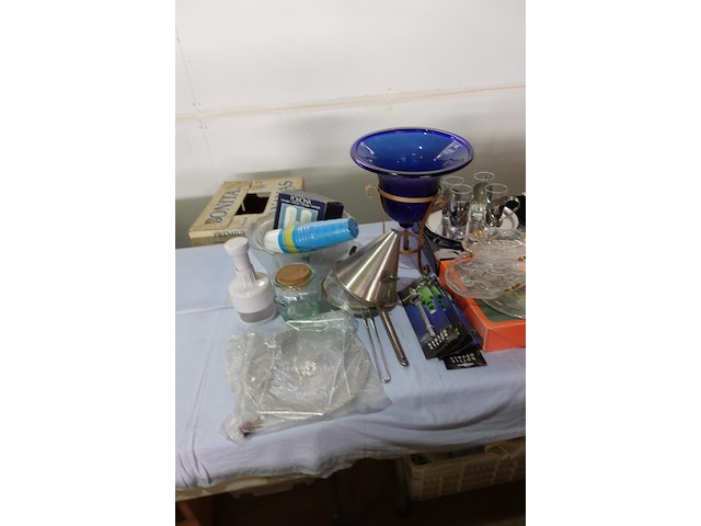 Lot huishoud en deco - afbeelding 8 van  8