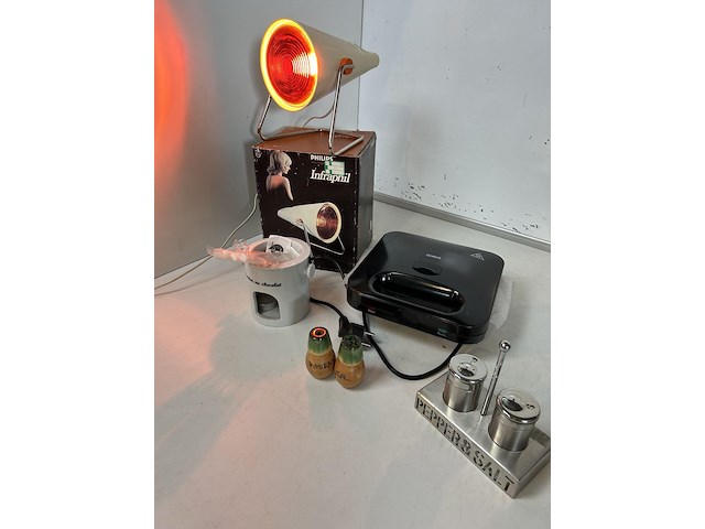 Lot huishoud materiaal (5 items) - afbeelding 1 van  2