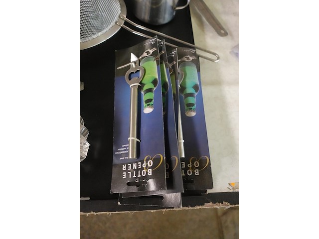 Lot huishoudgerief - afbeelding 2 van  5