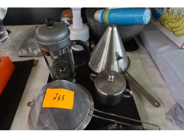 Lot huishoudgerief - afbeelding 4 van  5