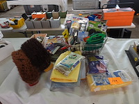 Lot huishoudgerief - afbeelding 1 van  5