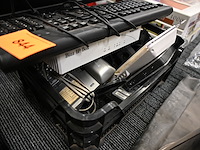 Lot ict materiaal - afbeelding 2 van  2