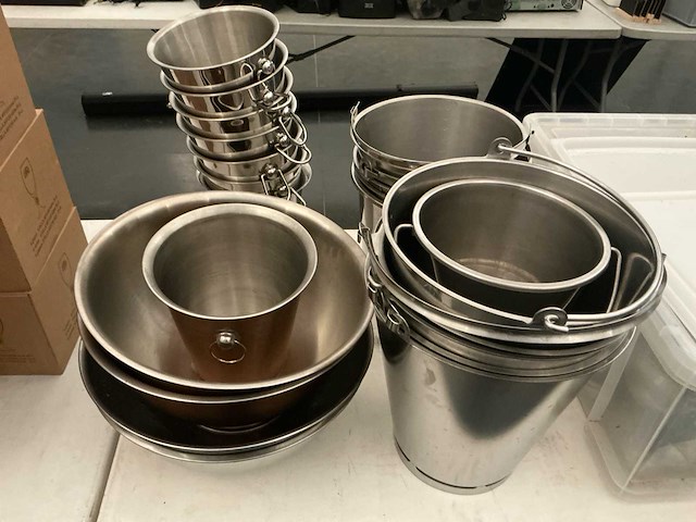 Lot ijsemmers - afbeelding 1 van  5