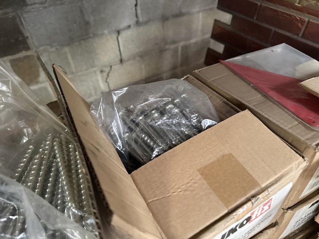 Lot iko fix isotop schroeven - afbeelding 3 van  7