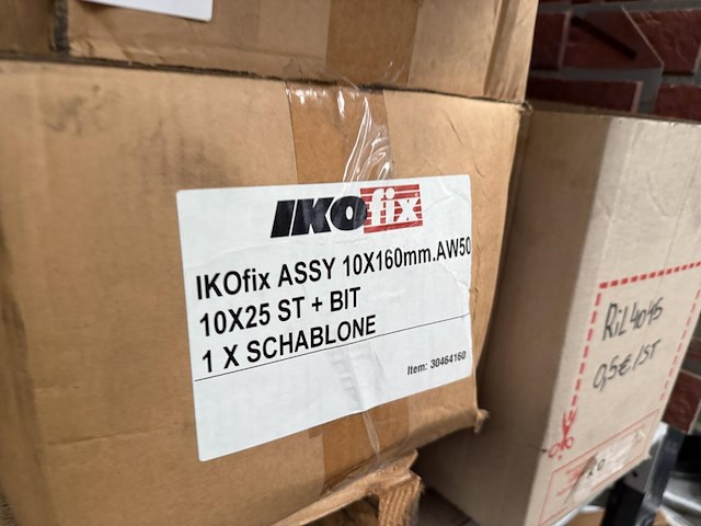 Lot iko fix isotop schroeven - afbeelding 6 van  7