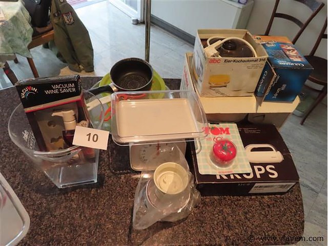 Lot in de keuken volgens foto's - afbeelding 8 van  9