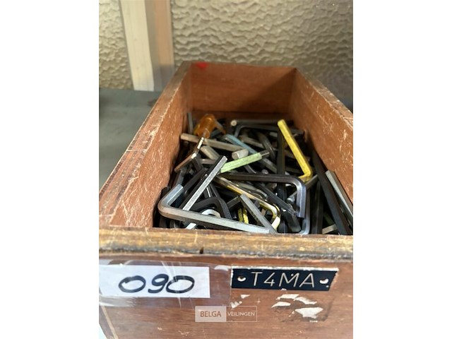 Lot inbussleutels -excl houten bak - afbeelding 1 van  2