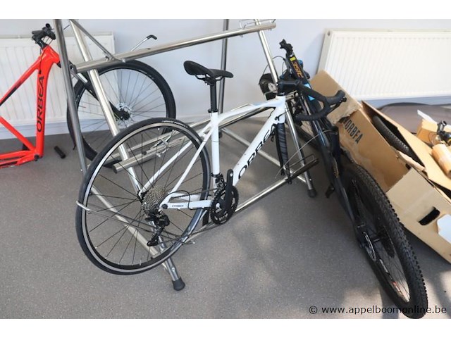 Lot incomplete fietsen voor onderdelen - afbeelding 4 van  5