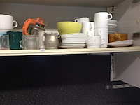 Lot inhoud keuken volgens foto's - afbeelding 1 van  8