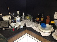 Lot inhoud keuken volgens foto's - afbeelding 7 van  8