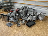 Lot inox bakken verschillende maten, bain marie’s, overige keukenbenodigdheden - afbeelding 2 van  6