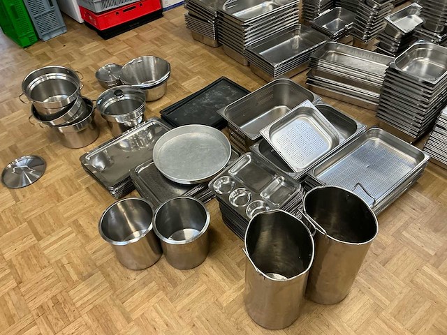 Lot inox bakken verschillende maten, bain marie's overige keukenbenodigdheden - afbeelding 2 van  12
