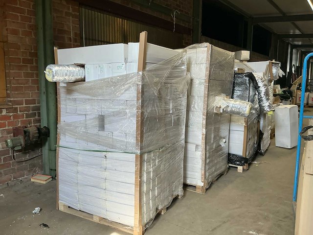 Lot isolatie buizen 9 palletten - afbeelding 15 van  18