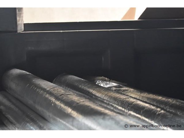 Lot isolatiematerialen, wo. rockwool 800 alu, paroc, in 6 grote pvc bakken - afbeelding 3 van  4