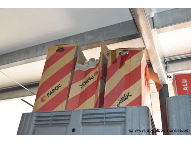 Lot isolatiematerialen, wo. rockwool 800 alu, paroc, in 6 grote pvc bakken - afbeelding 4 van  4
