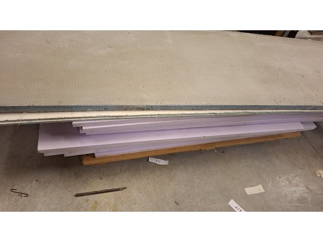 Lot isolatieplaten - afbeelding 1 van  2