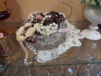 Lot juwelen - afbeelding 1 van  1