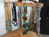 Lot juwelen - afbeelding 2 van  6