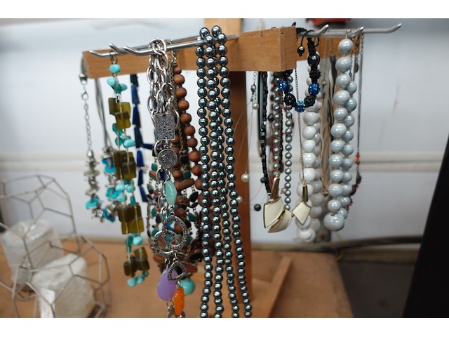Lot juwelen - afbeelding 3 van  6