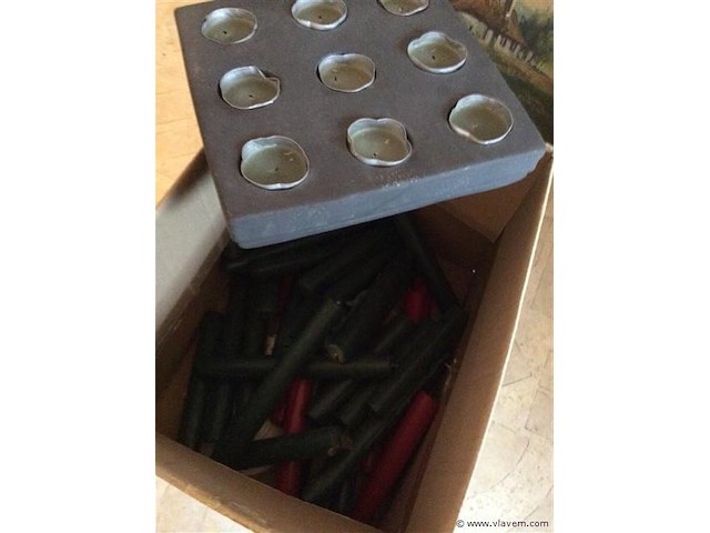 Lot kaarsen - afbeelding 1 van  2